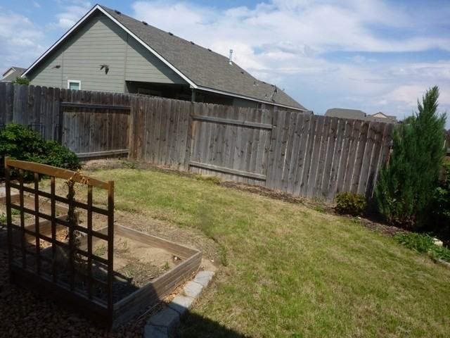 18424 Spicebush Ave - Photo 5 of 5