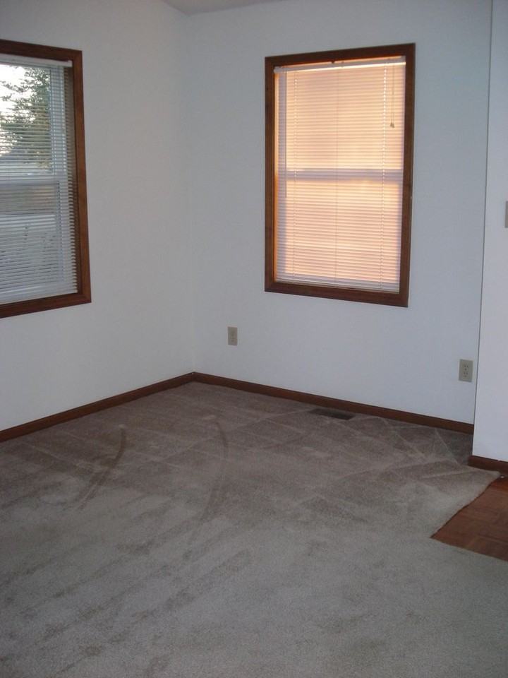 197 Isle Of Pines Rd - Photo 2 of 11