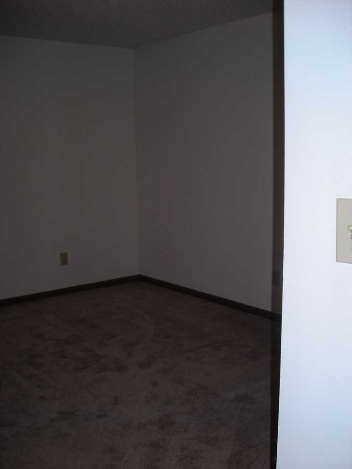 197 Isle Of Pines Rd - Photo 7 of 11