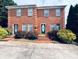featured image of 812B Wiggington Rd