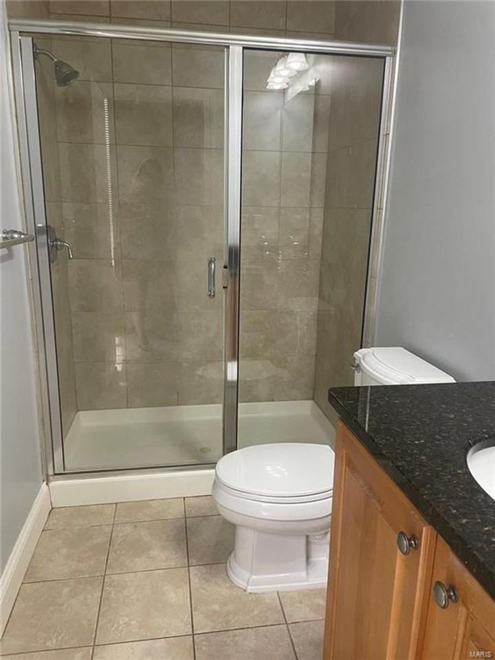 1515 Lafayette Ave - Photo 5 of 12