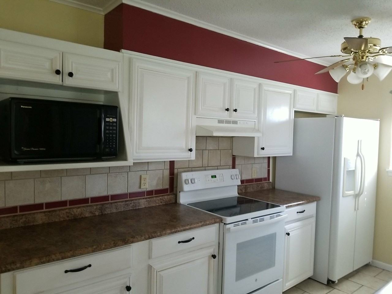 918 Villa Ln - Photo 6 of 20