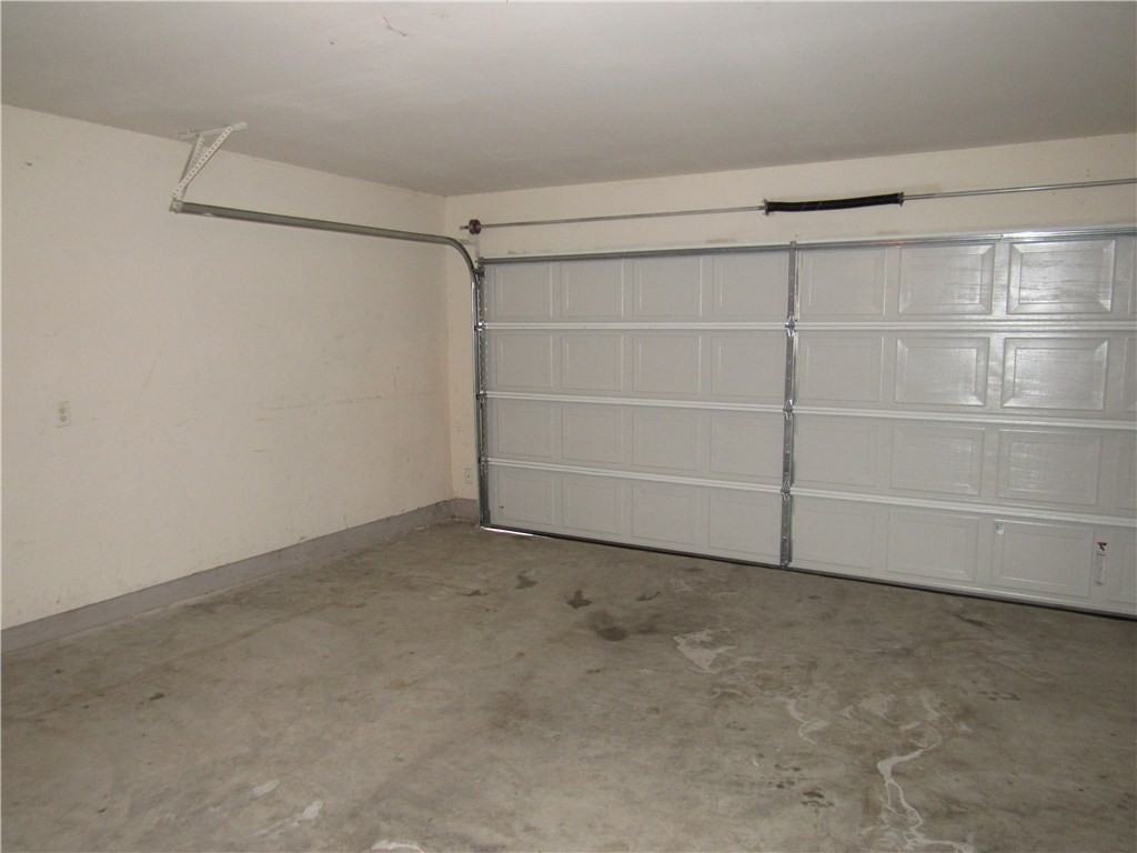 3633 Hawk View St - Photo 3 of 31