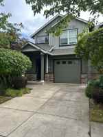 featured image of 2000 Nw Yohn Ranch Dr