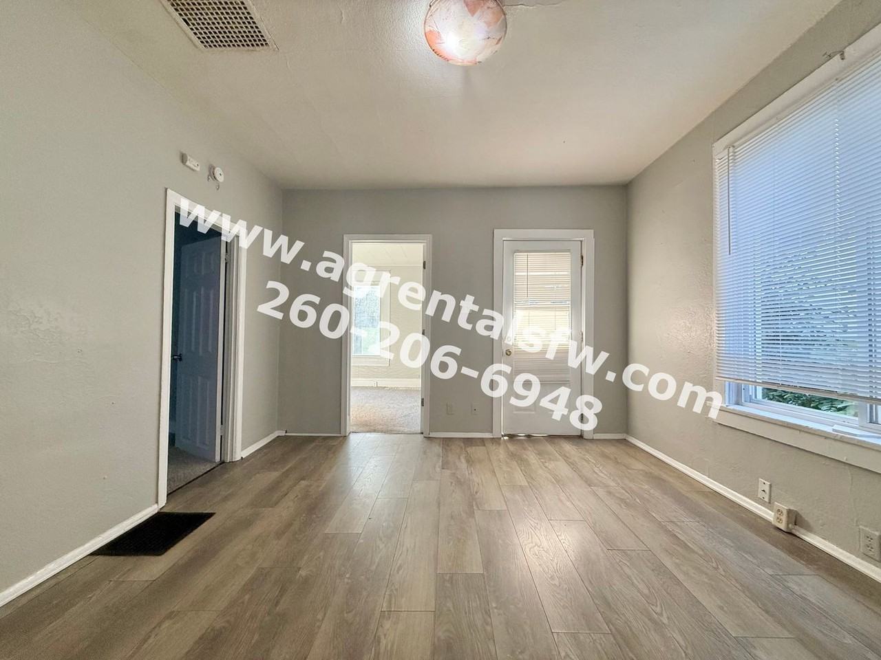 2721 Fox Ave - Photo 5 of 17