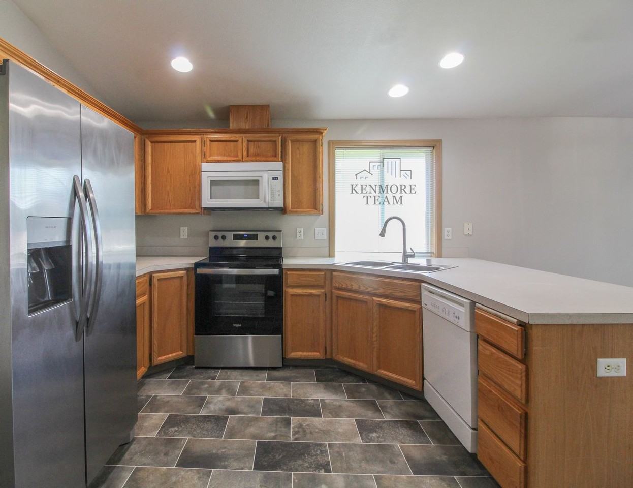 5108 Montague Ln - Photo 3 of 19