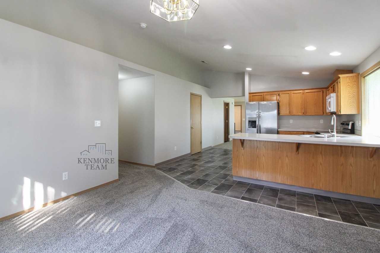 5108 Montague Ln - Photo 6 of 19