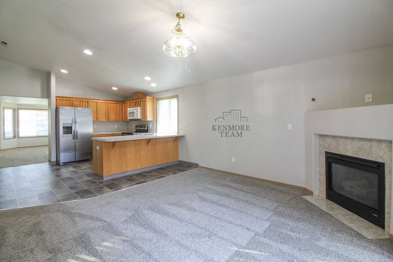 5108 Montague Ln - Photo 7 of 19