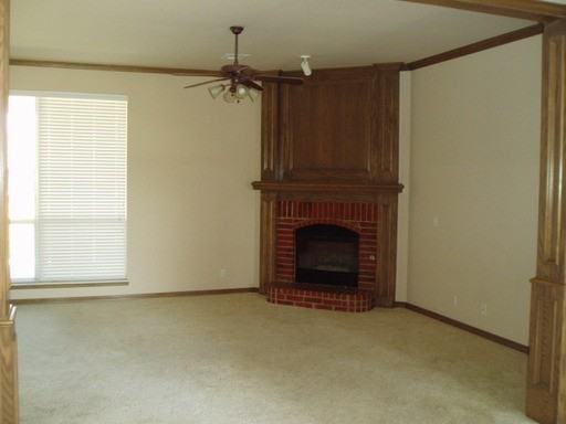 108 Stonebrook Way - Photo 4 of 17