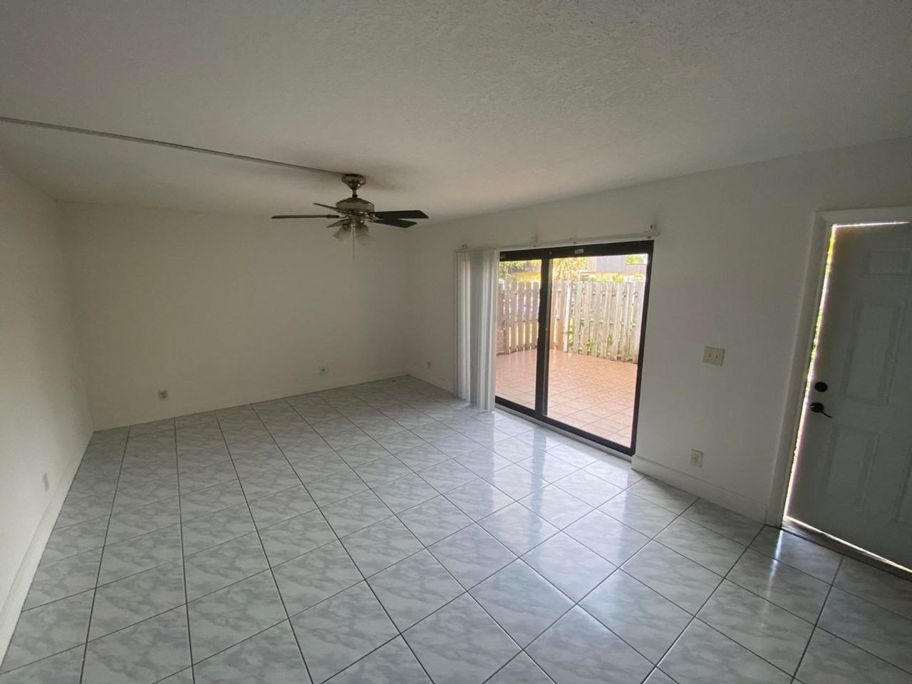 2370 Waterside Dr - Photo 6 of 10