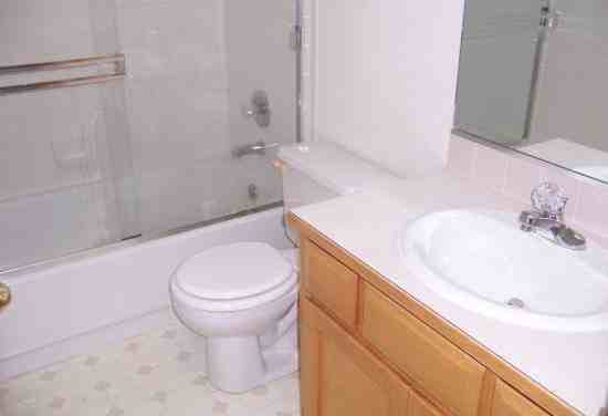 421 Radiant Dr - Photo 3 of 9