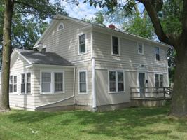 featured image of 419 E Pettit Ave