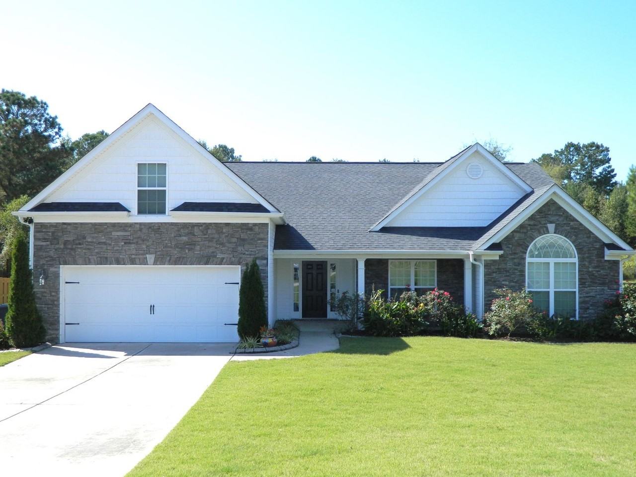 9515 Berwick Ct - Photo 3 of 44