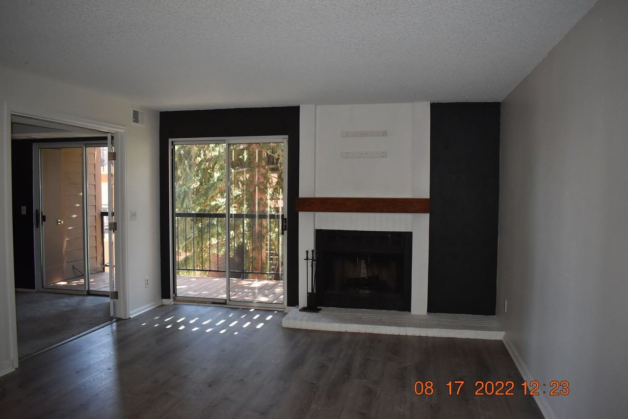 4899 S Dudley St Apt H14 - Photo 3 of 15