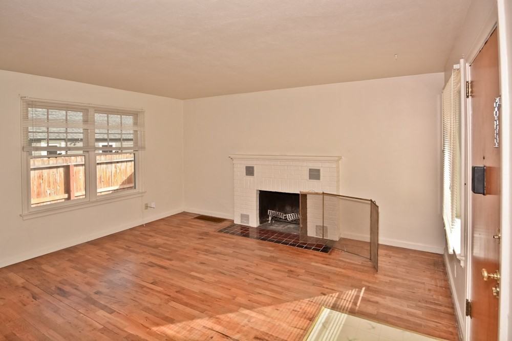1714 W Heron St - Photo 3 of 11
