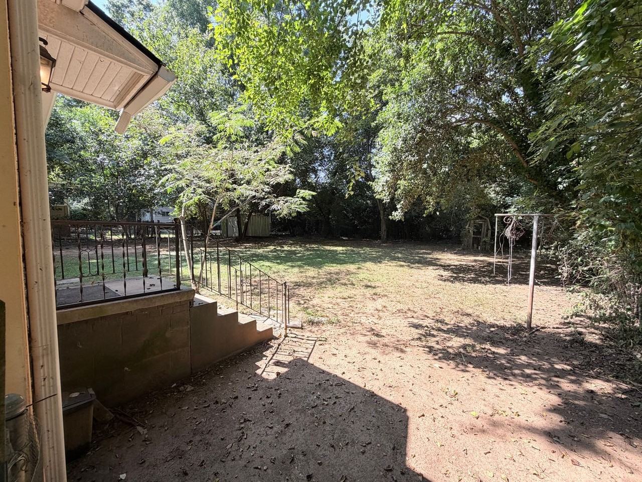 35 Jefferson Cir - Photo 5 of 17