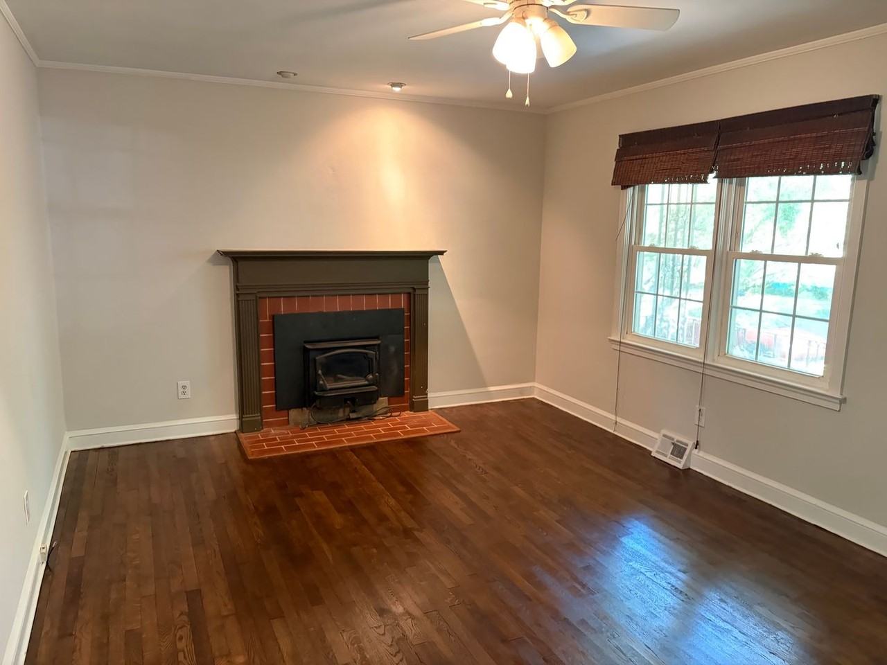 35 Jefferson Cir - Photo 6 of 17
