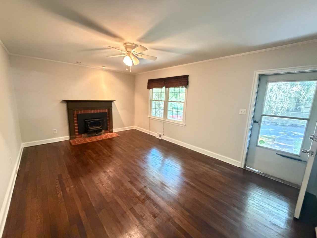 35 Jefferson Cir - Photo 7 of 17