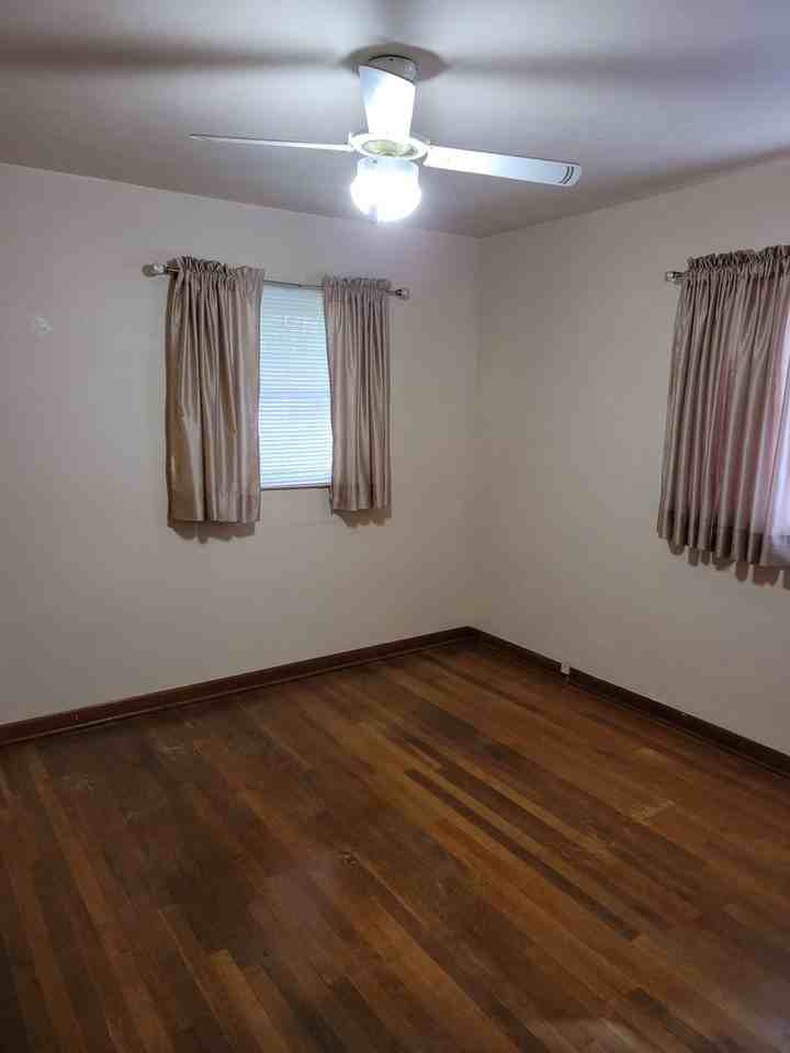 10920 Se 55th Ave - Photo 5 of 14