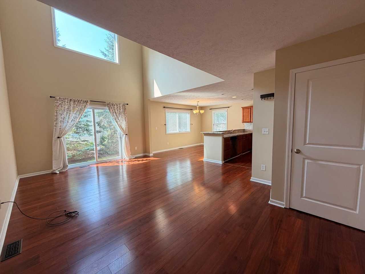 3050 Ledgestone Pl Ne - Photo 3 of 31