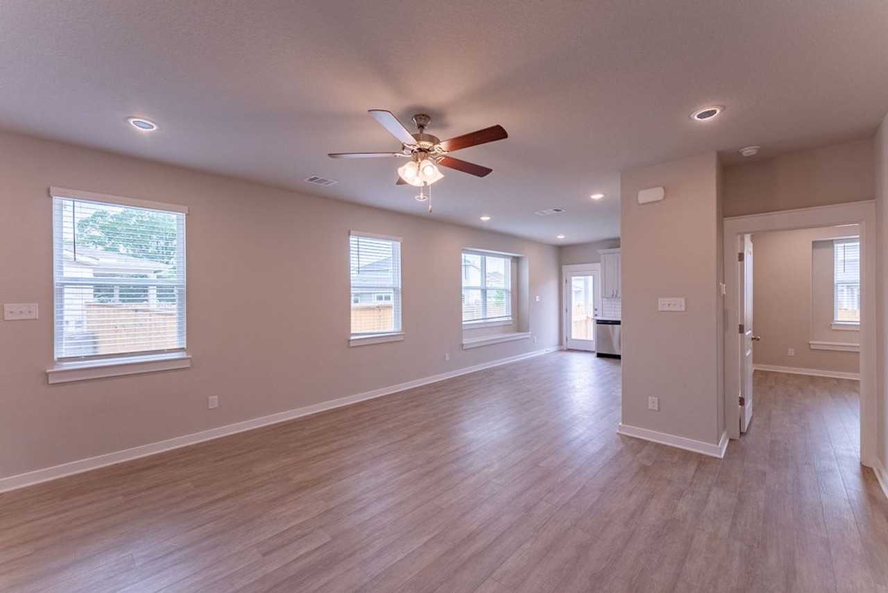 2246 Rocoso Trl - Photo 6 of 33