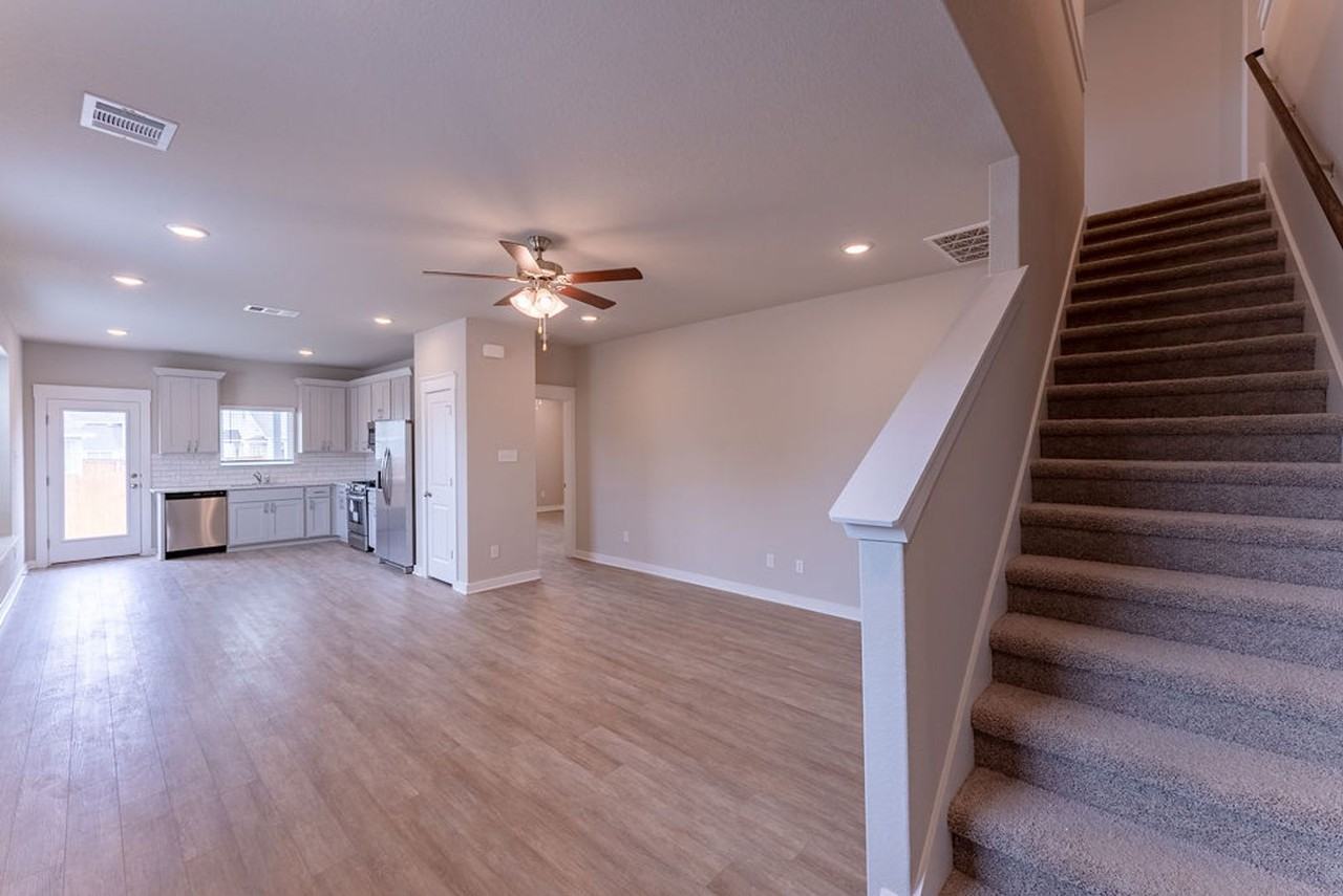 2246 Rocoso Trl - Photo 7 of 33