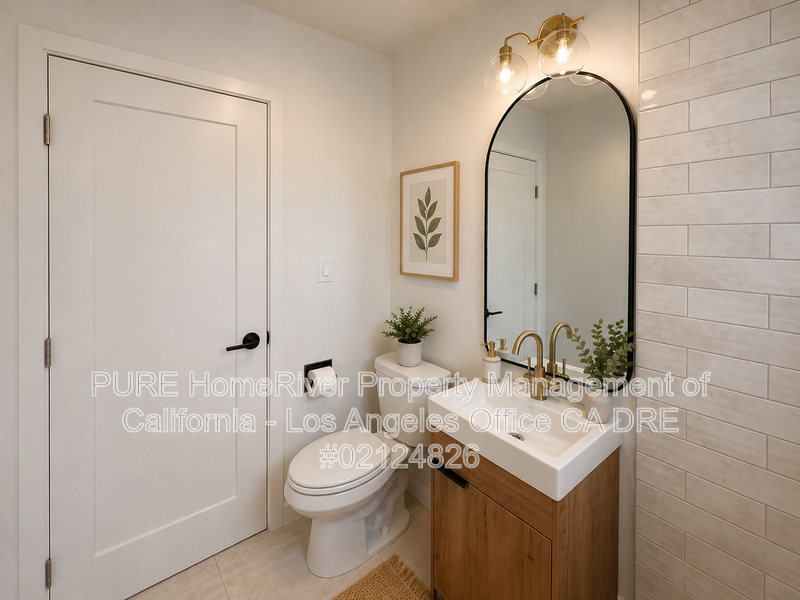 629 W 23rd St #629 - Photo 6 of 25