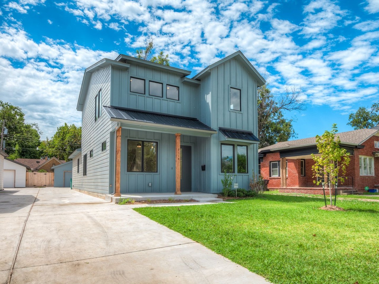 2114 Nw 20th St - Photo 2 of 46
