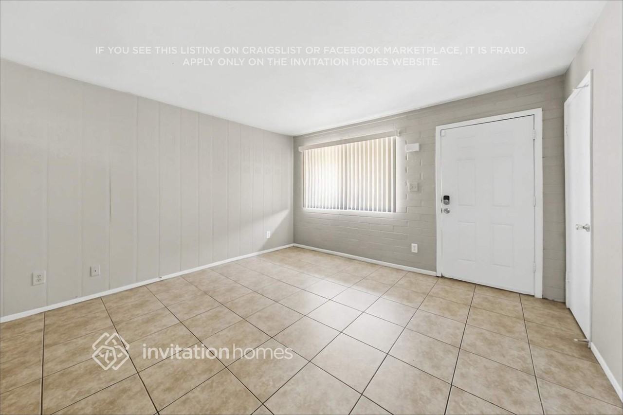4147 W Flower St - Photo 6 of 18