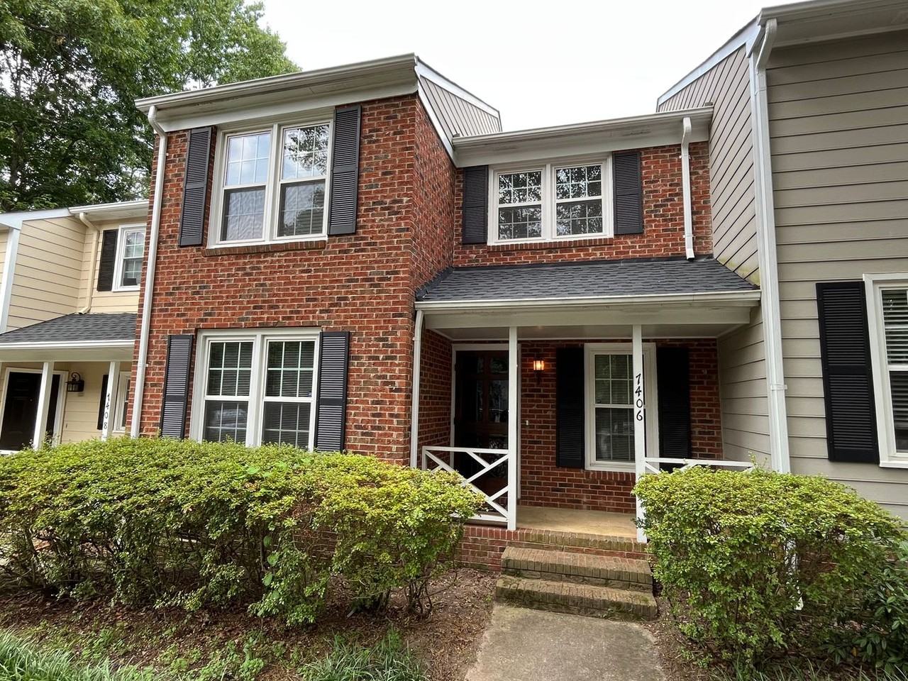 7406 Ashbury Ct - Photo 2 of 27