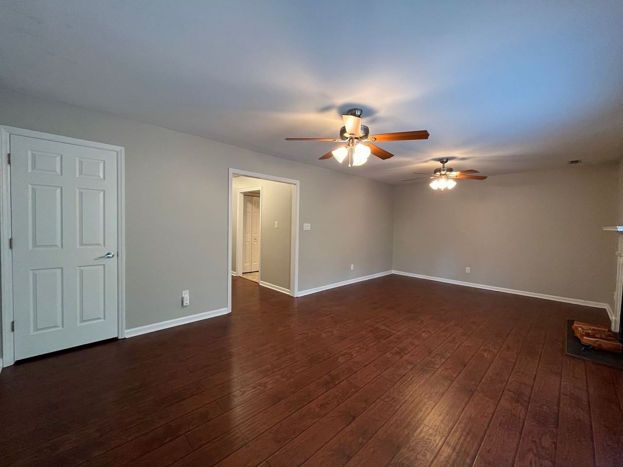 7406 Ashbury Ct - Photo 5 of 27