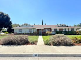 238 E Sunset Dr N - Photo 1 of 1