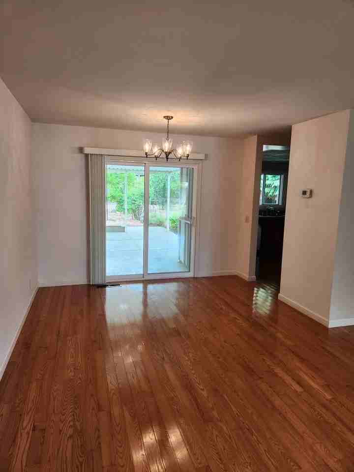6836 Oakmont Dr - Photo 7 of 24
