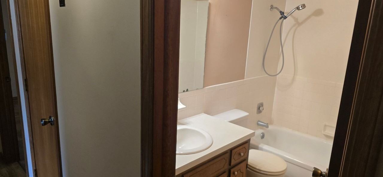 1438 S John Ave - Photo 5 of 12