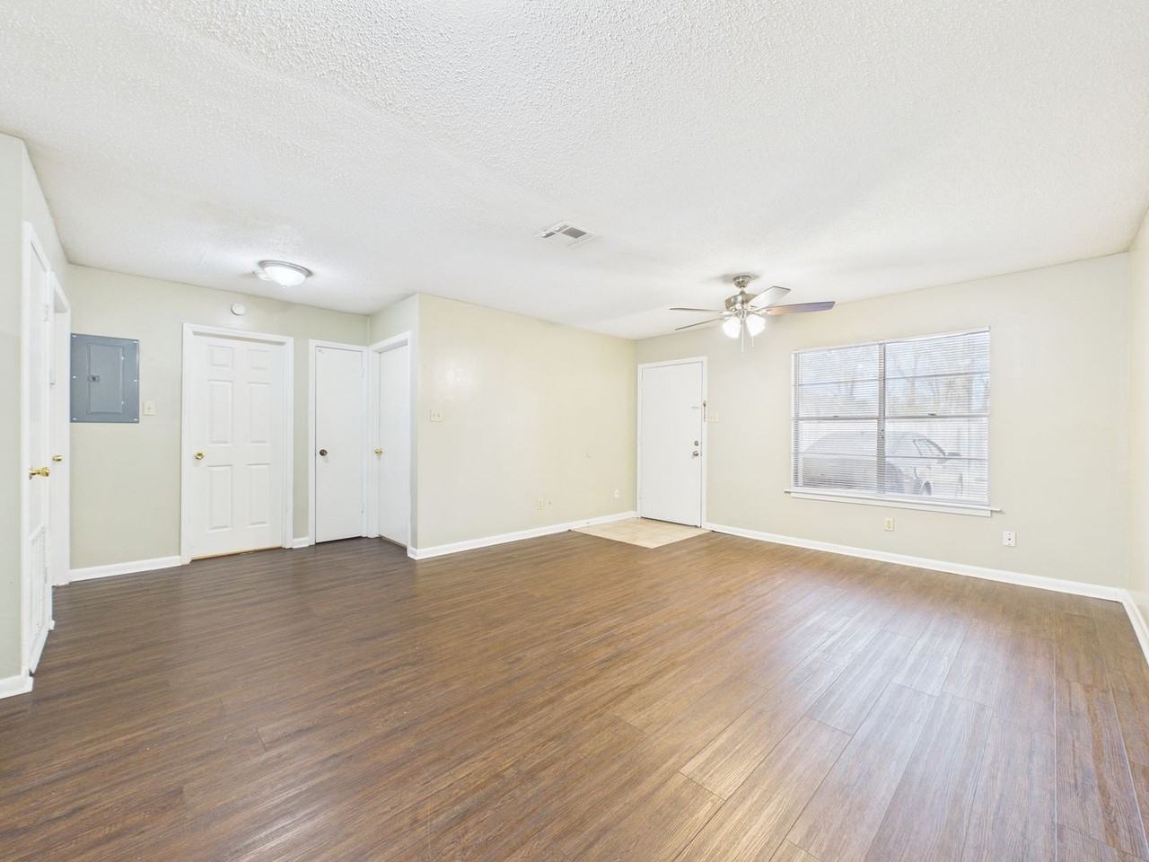 1815 Eraste Landry Rd - Photo 6 of 24