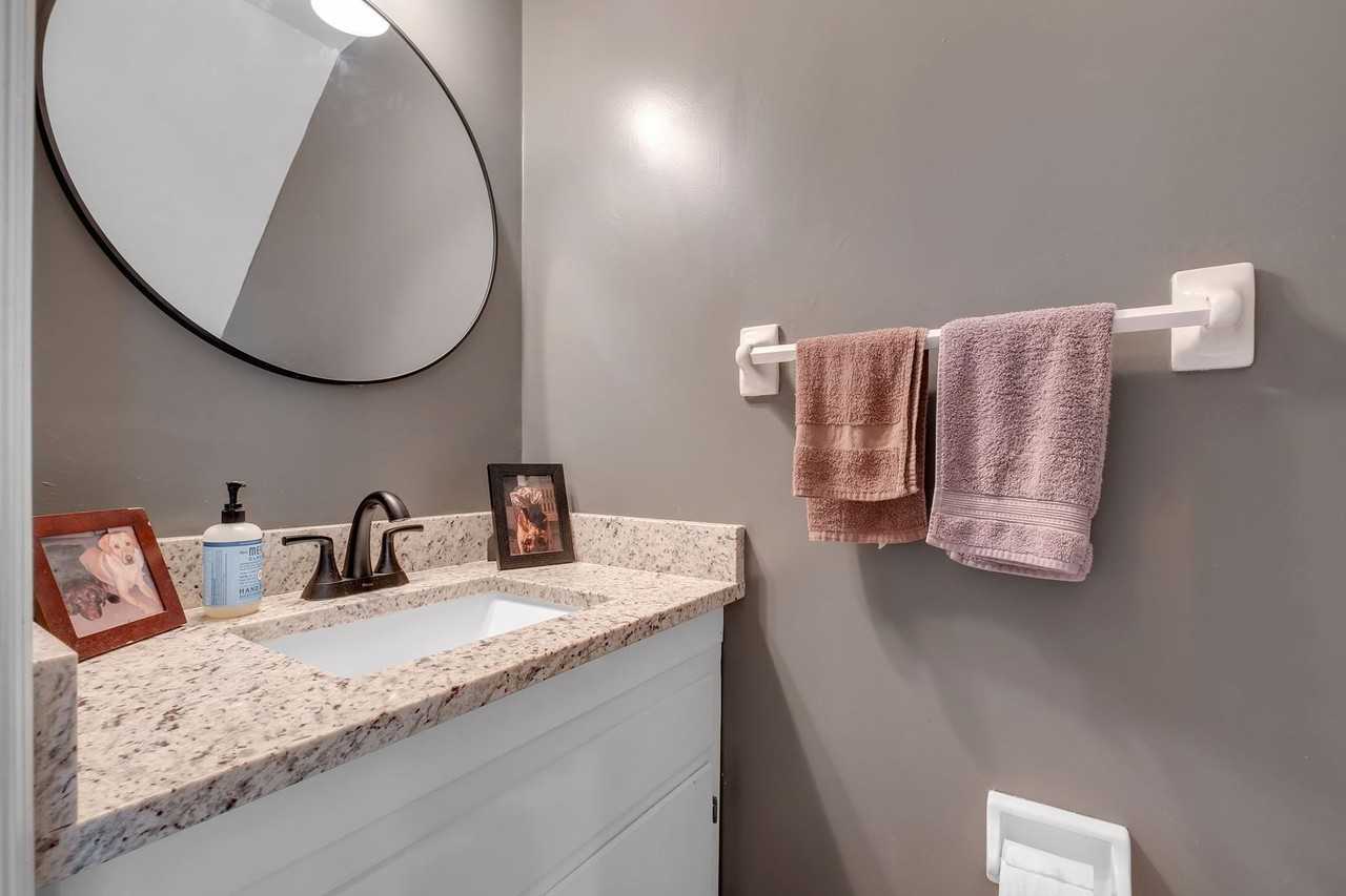 242 Lake Ella Dr - Photo 6 of 20