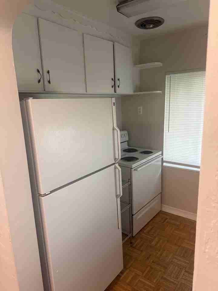 215 24th Ave N #1 - Photo 7 of 13