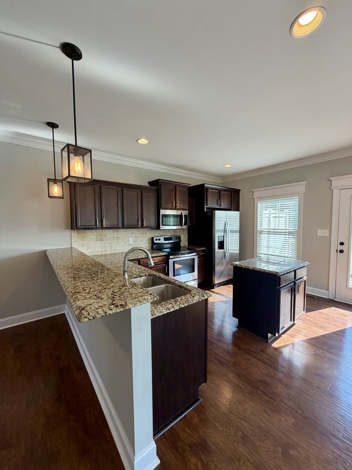 94 Mallard Ln #1 - Photo 4 of 35