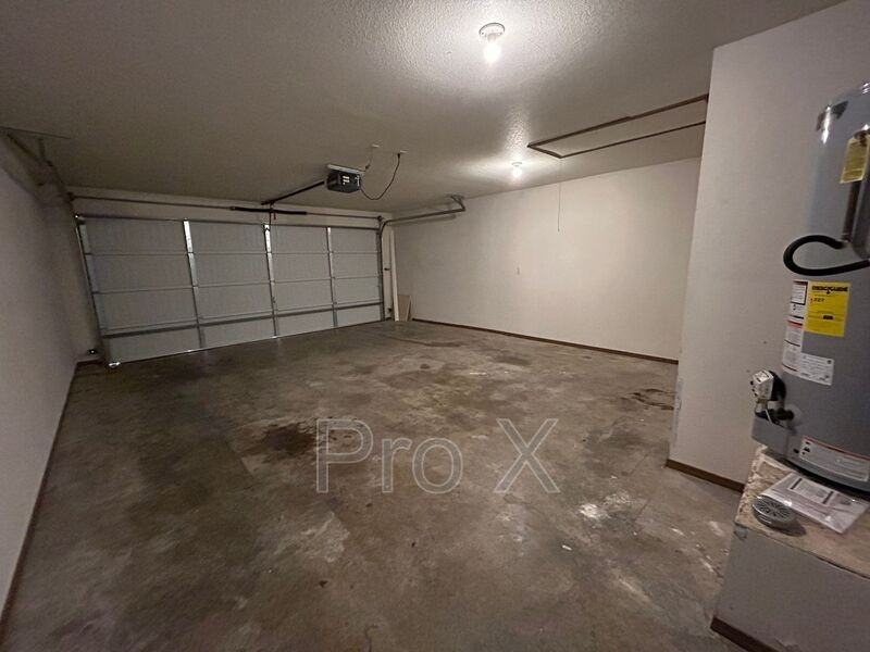 1598 Tolleson Loop - Photo 4 of 14