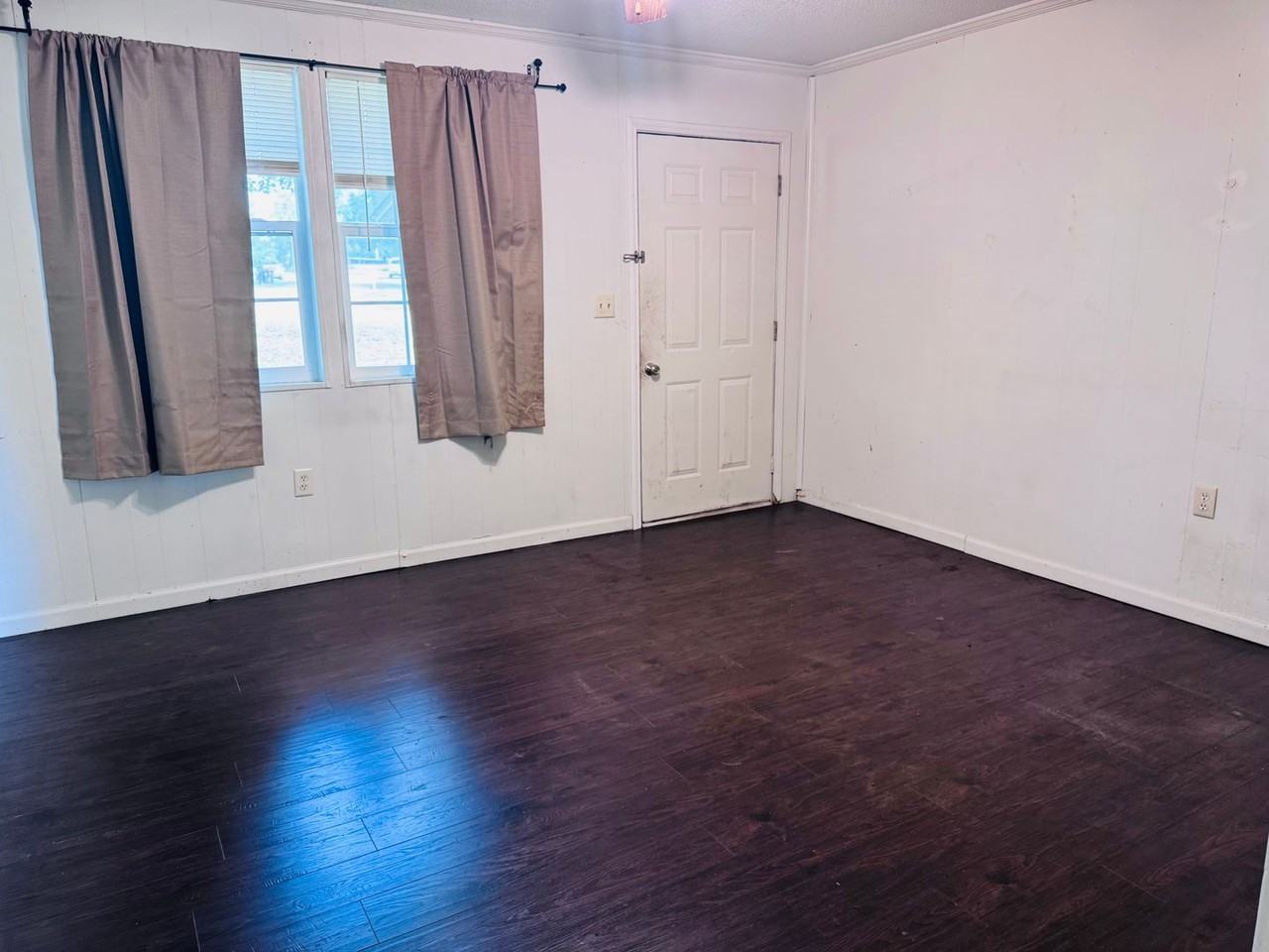 59 Groner St - Photo 3 of 11