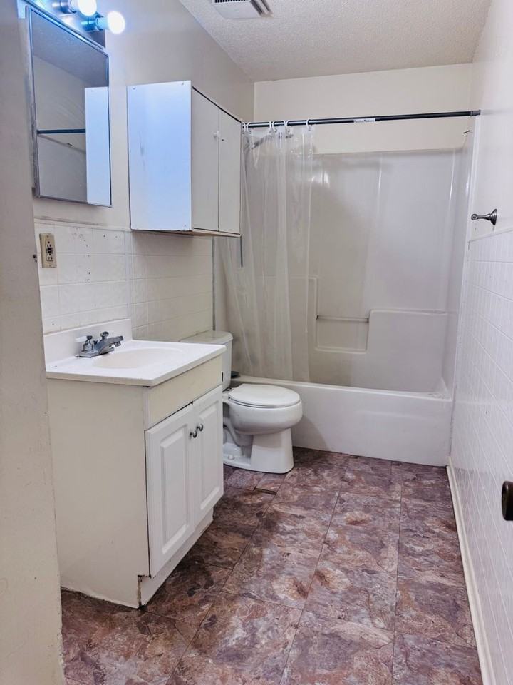 59 Groner St - Photo 4 of 11