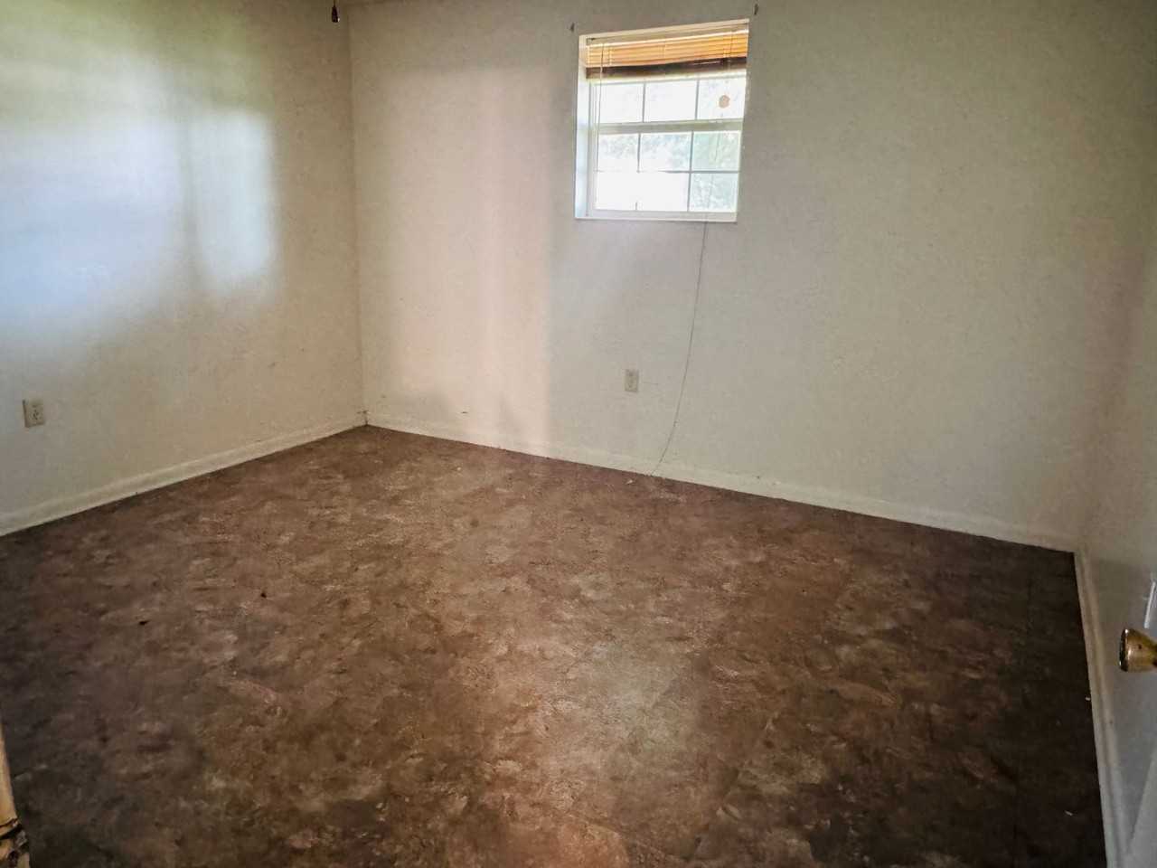 59 Groner St - Photo 7 of 11