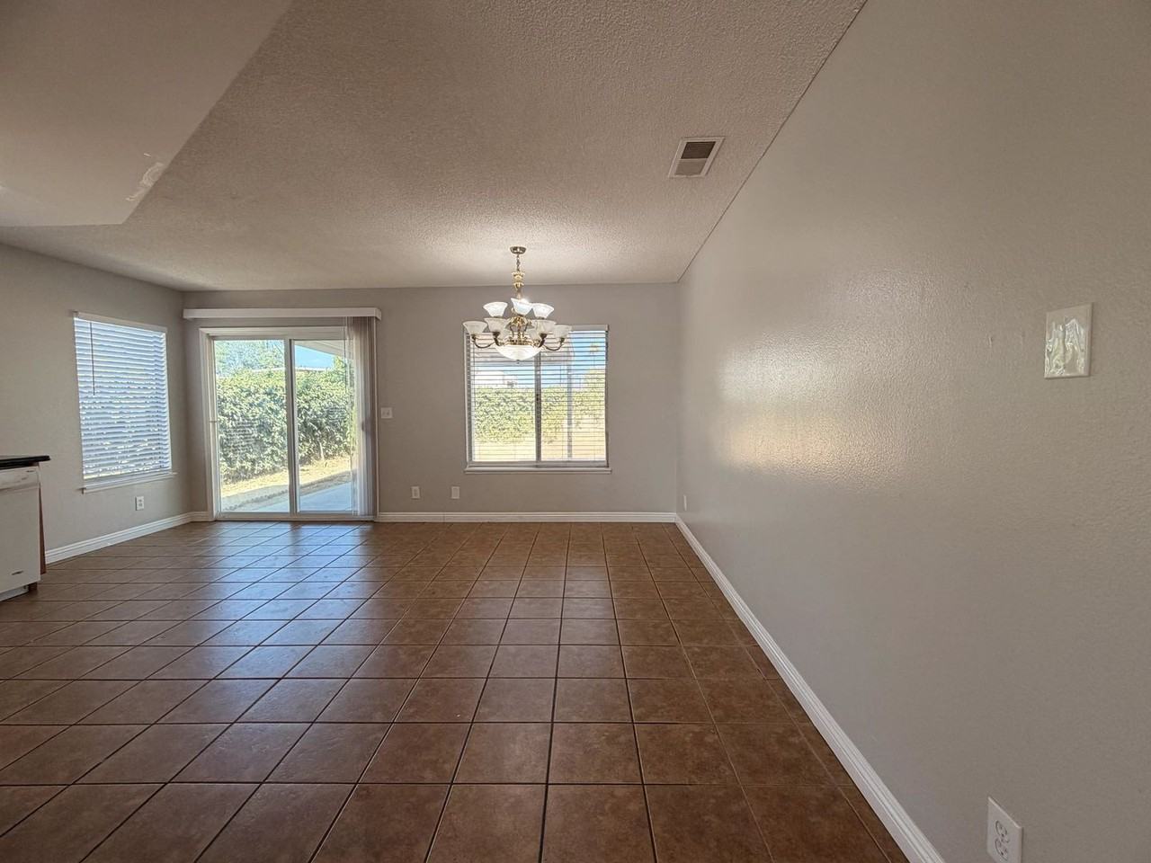 15366 Black Shadow Dr - Photo 5 of 26