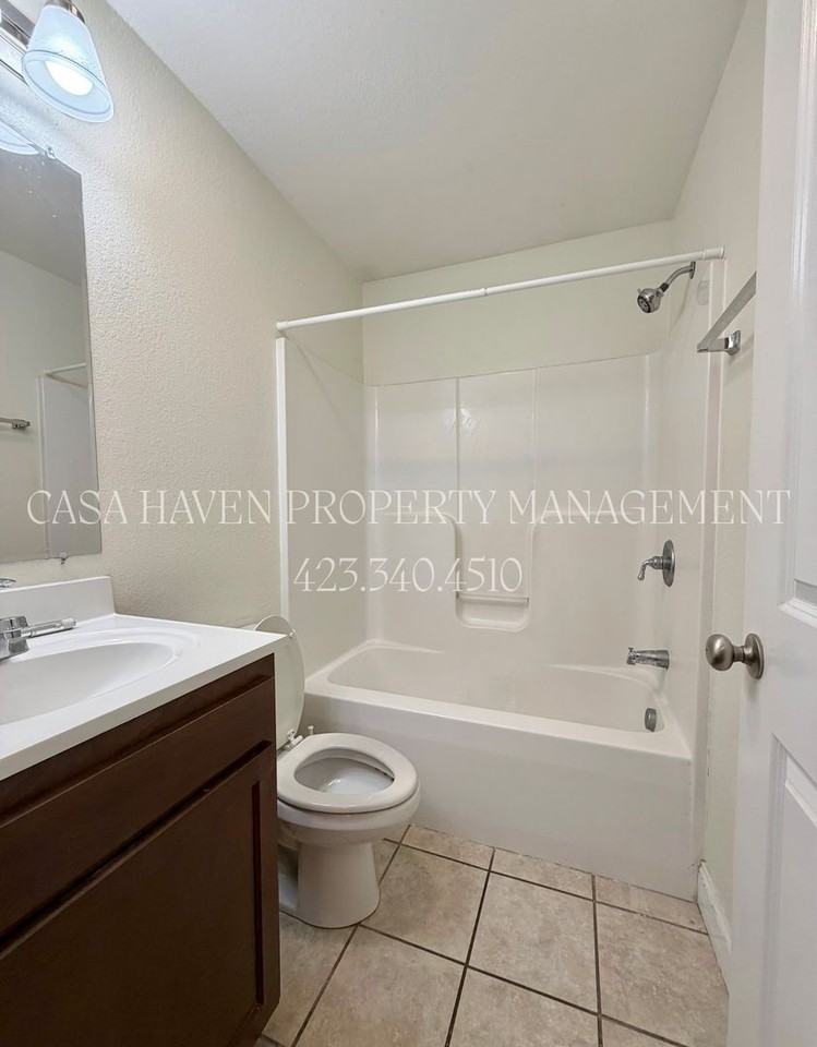 122 Leach Dr #103 - Photo 7 of 9