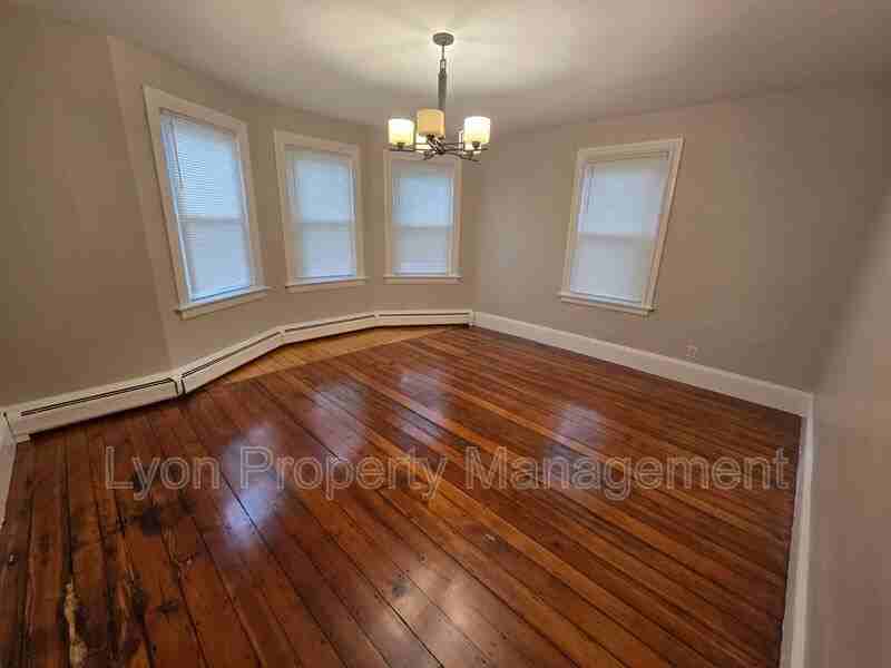 36 East St #1stFL - Photo 5 of 9
