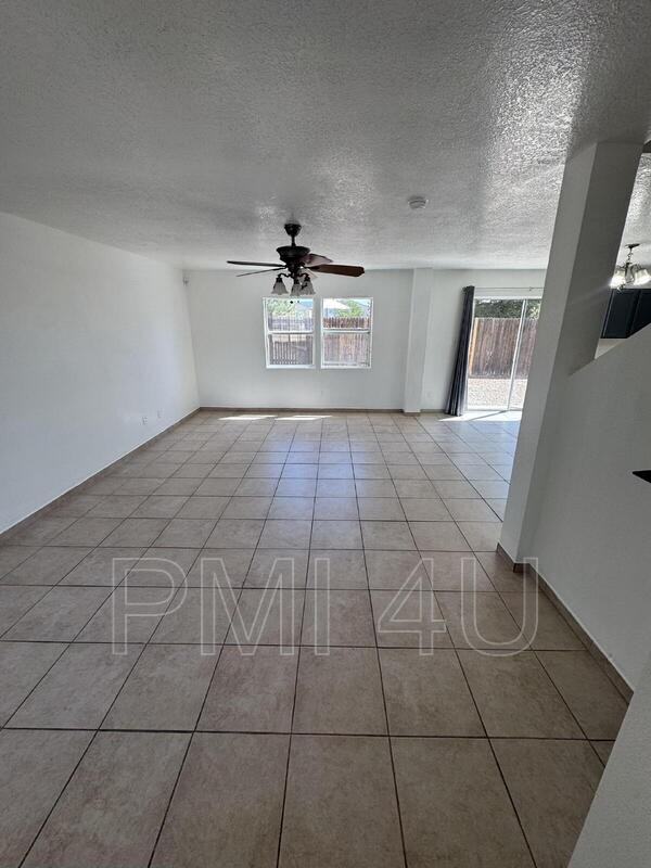 2112 Sea Foam St Nw - Photo 5 of 32