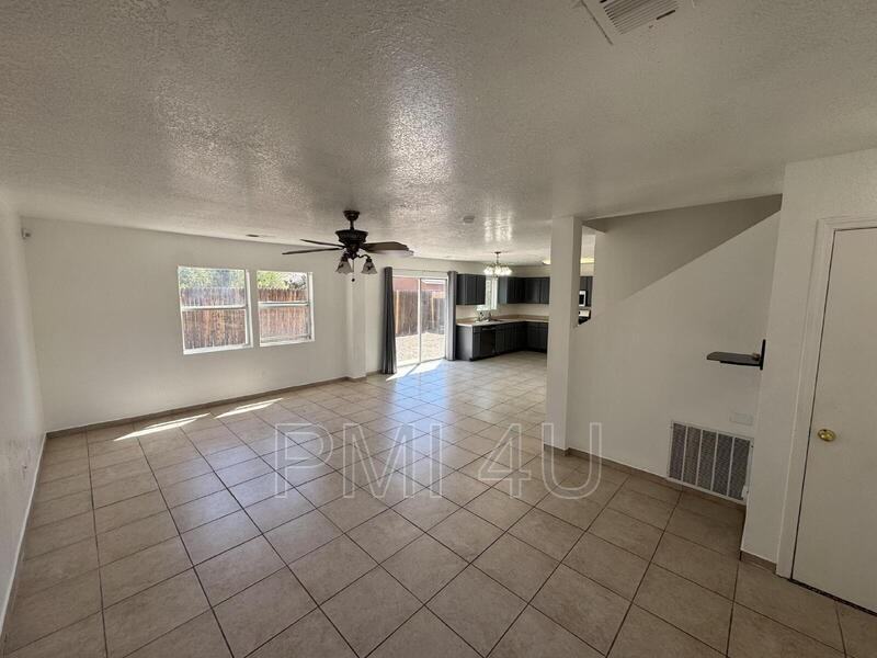 2112 Sea Foam St Nw - Photo 6 of 32