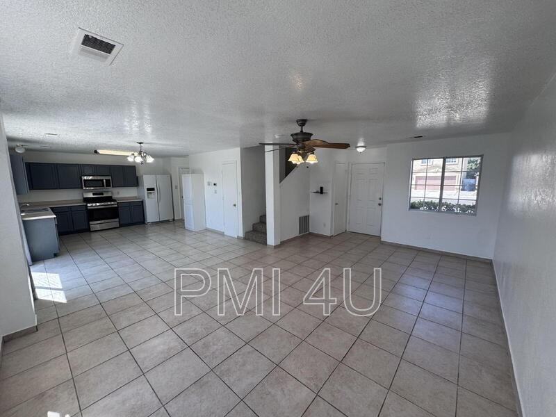 2112 Sea Foam St Nw - Photo 7 of 32