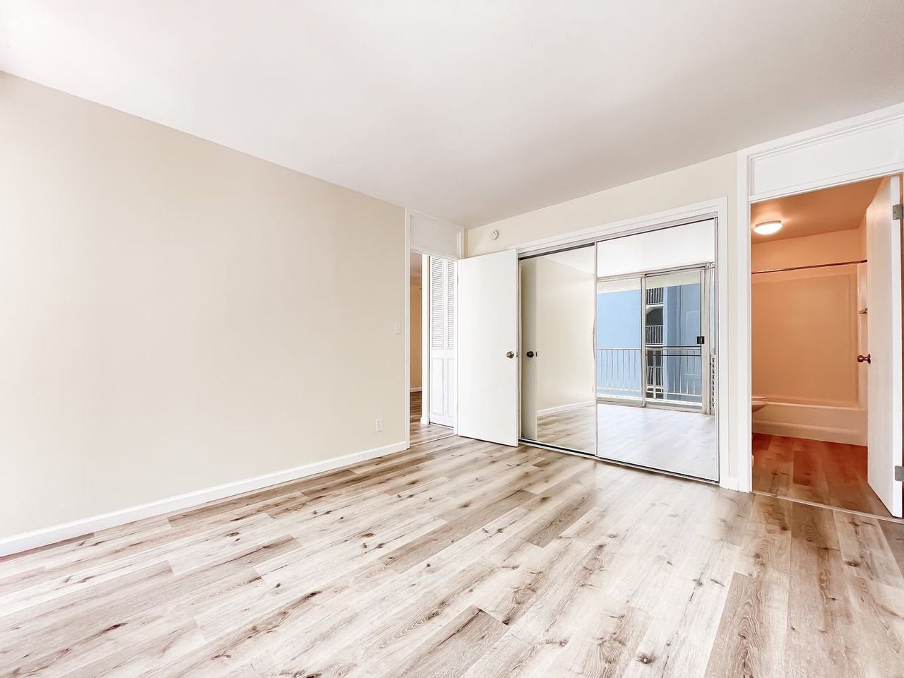 1600 Wilikina Dr #B407 - Photo 6 of 13
