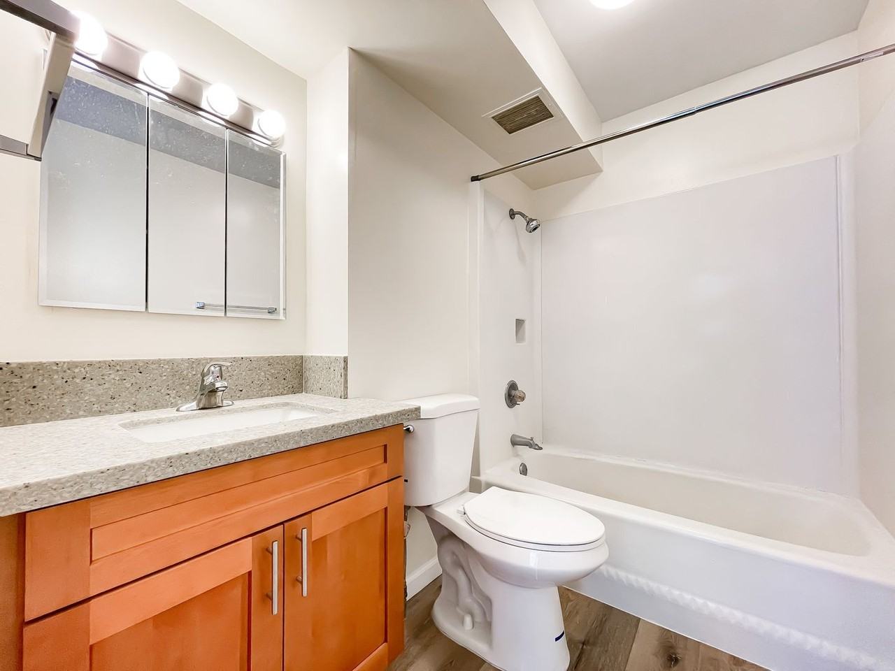 1600 Wilikina Dr #B407 - Photo 7 of 13